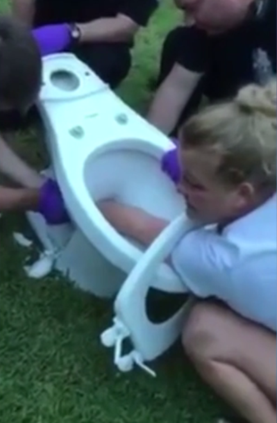 Watch: Woman Hand Got Stuck in Her Toilet - PubShares